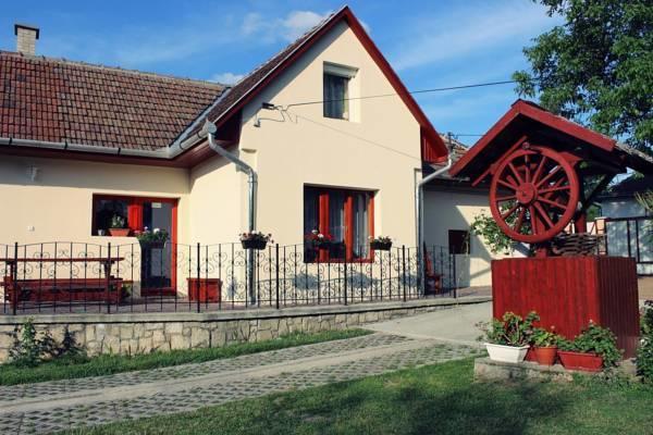 Zempleni Vendeghaz Hotel Erdőbénye Exterior foto